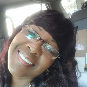 Meet your Posher, Joyce